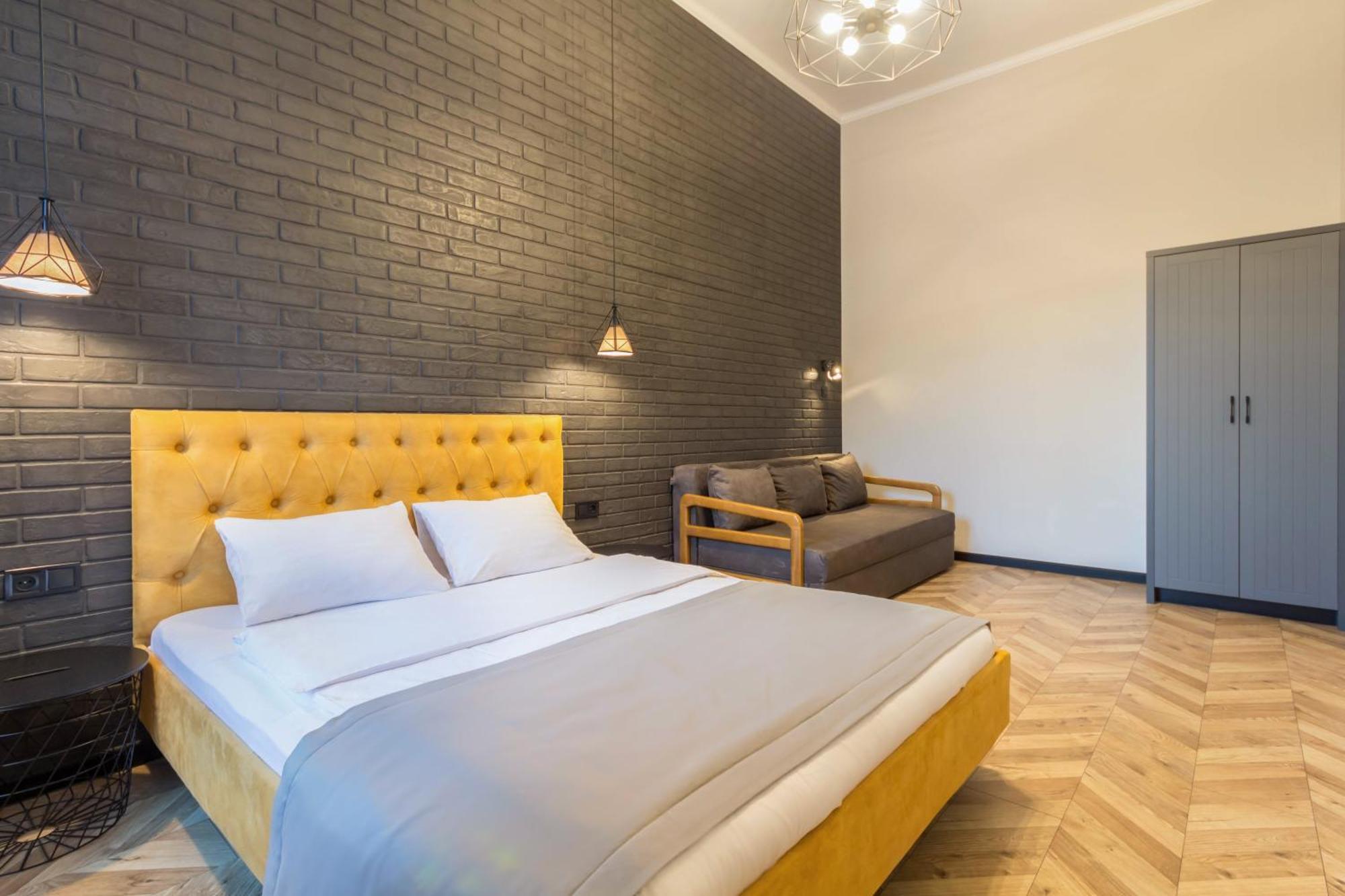 Self Check-In Apartments Kiev Esterno foto